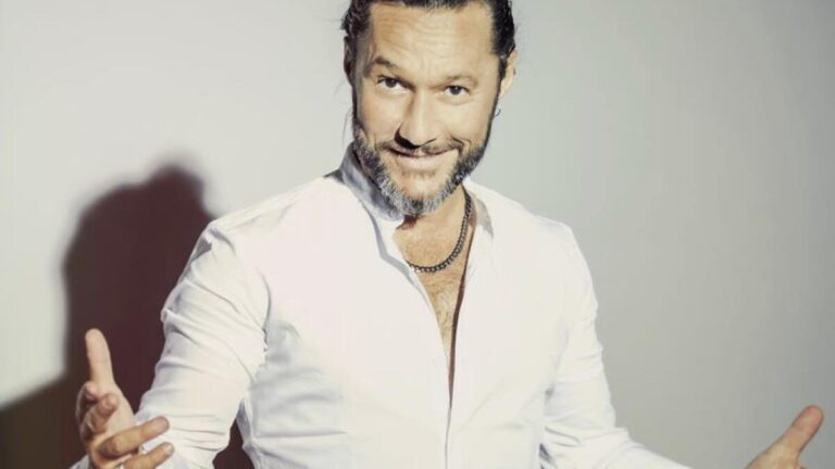 Diego Torres brilló en el Arena y anunció un concierto sinfónico