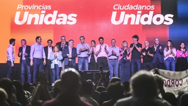 Los gobernadores de Provincias Unidas apoyaron a Lousteau, Ocaña y Randazzo y llamaron a superar la grieta