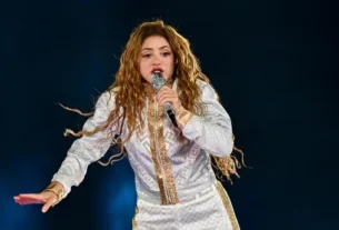 Shakira cantó “La Pared” con la Orquesta Estable del Teatro Colón