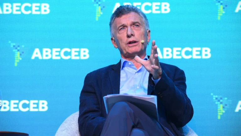 Mauricio Macri vuelve al primer plano y busca que el PRO consolide su identidad amarilla