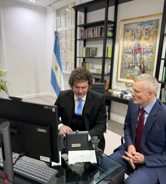 Milei habló con el primer ministro de Canadá: buscan avanzar en un acuerdo con el Mercosur